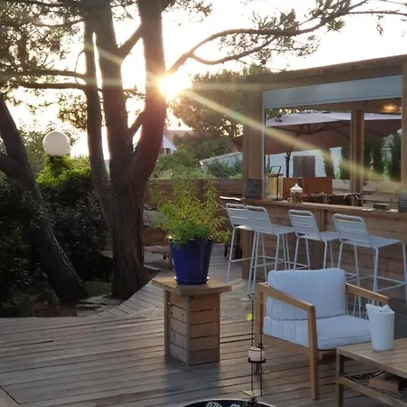 Les D'agosta Πανσιόν 3*