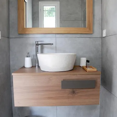 Les D'agosta Πανσιόν 3*